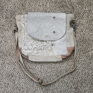 Myra Crossbody bag